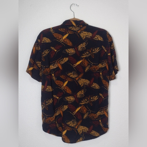 Hot Topic Grunge Moth Short Sleeve Button Down Shirt Men's Size M - Picture 5 of 13